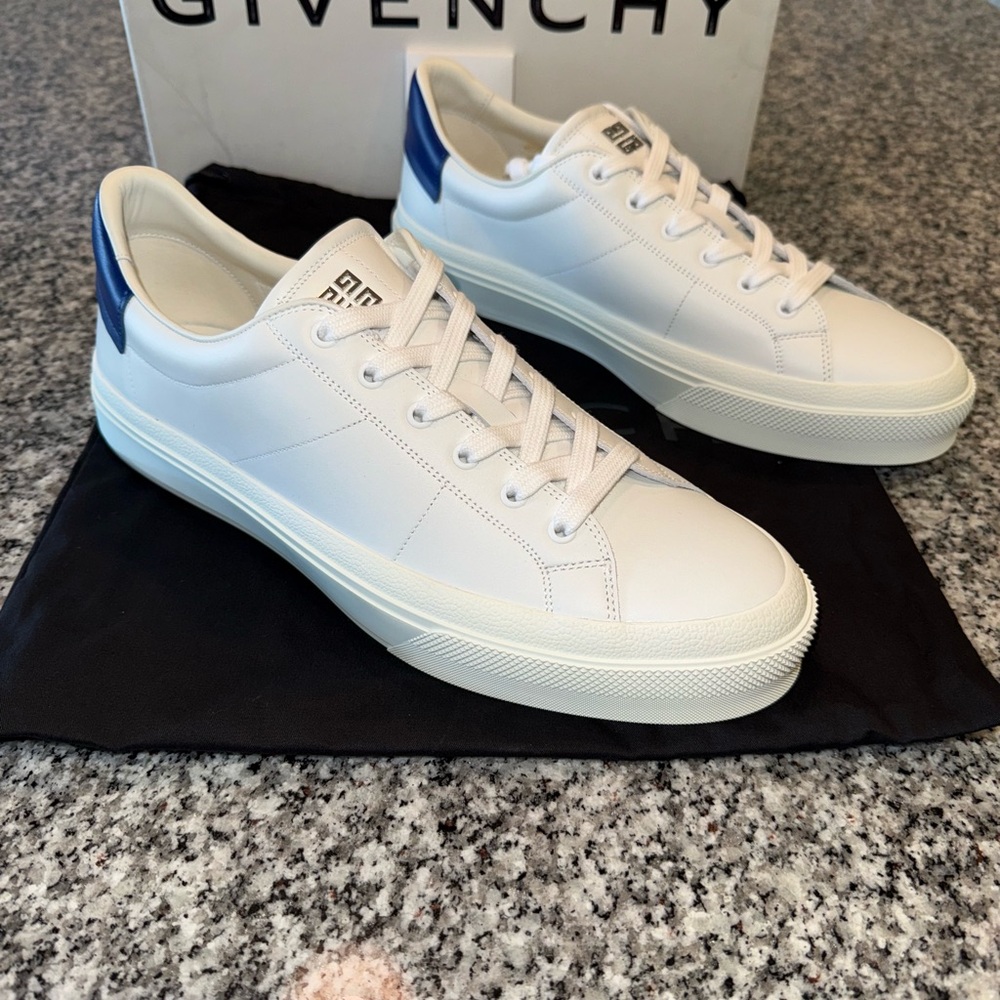 Men’s Givenchy City Sport Sneakers - White/Navy Blue - Size 45/12 - NWB